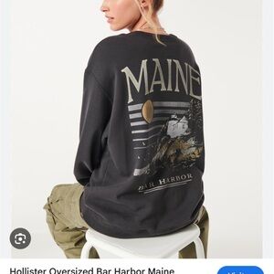 Hollister Graphic Sweatshirt